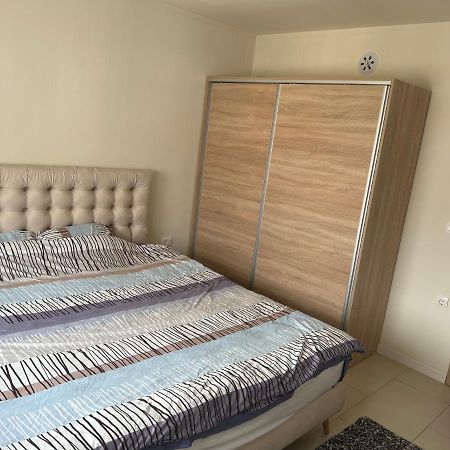 Anton Apartment Kočani Ngoại thất bức ảnh